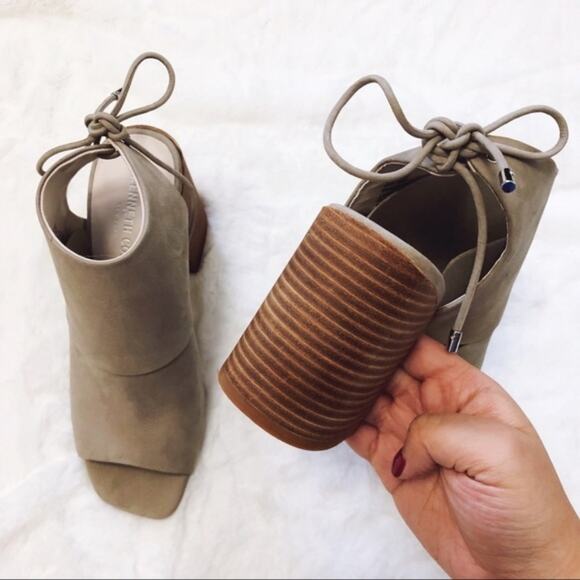 Kenneth Cole Cream Katarina Lace-Up Block Heel Sandals - Picture 3 of 8